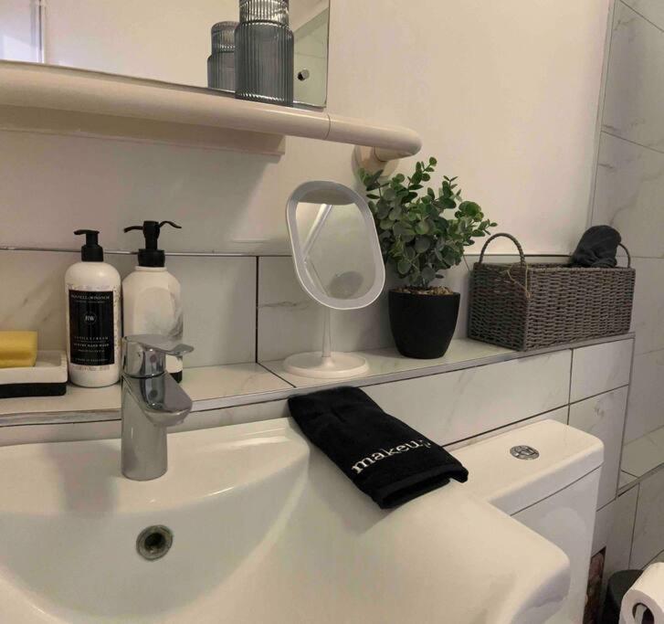Streatham Studio Londra Esterno foto